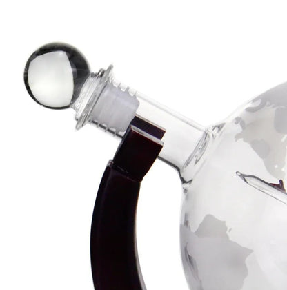 Bouteille Globe Terrestre - L’Art de Déguster avec Élégance 🌍